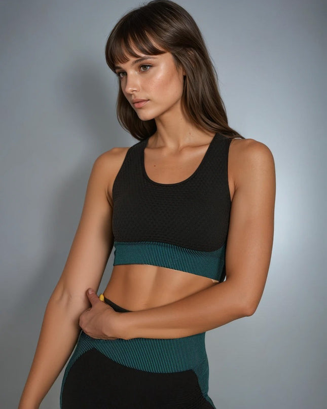 Aligné | Women’s Seamless Sports Bra – Supportive Sculpt Fit - Green