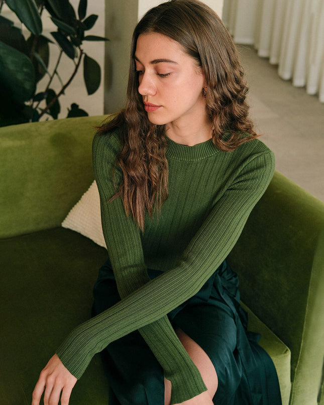 Eva | Slim Fit Ribbed Knit Tee