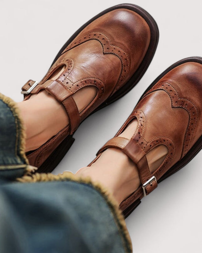 Holland | Classic Leather Mary Jane Shoes