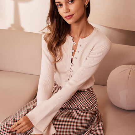 Nina | Fitted Ribbed Button-Up Knit Top